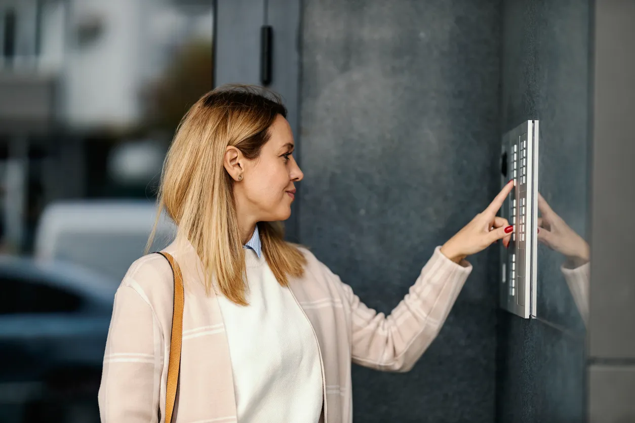 Apartment Intercom Systems Explained: Features, Costs & Top Picks for 2026